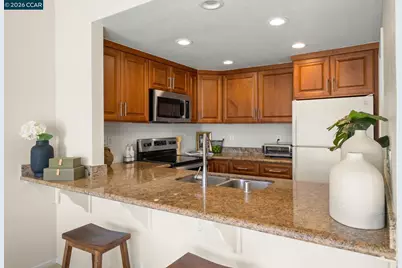 1331 Waterfall Way, Concord, CA 94521 - Photo 13