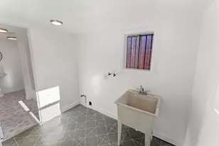 1213 Egbert Ave, San Francisco, CA 94124 - Photo 21