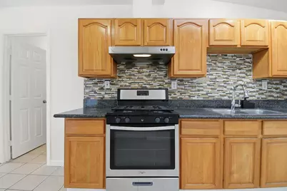 2122 25th St, Oakland, CA 94606 - Photo 17