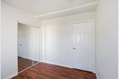 2122 25th St, Oakland, CA 94606 - Photo 13