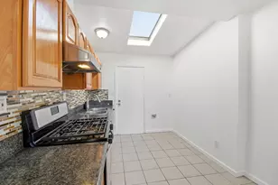 2122 25th St, Oakland, CA 94606 - Photo 15