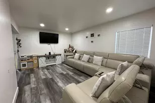 418 Douglas Ave, Oakland, CA 94603 - Photo 3