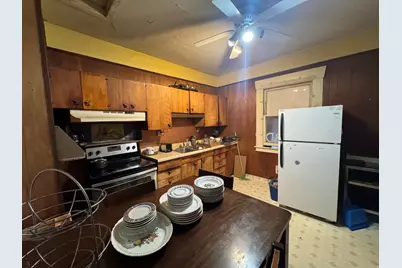 10800 Bancroft, Oakland, CA 94603 - Photo 15