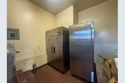 10800 Bancroft, Oakland, CA 94603 - Photo 13