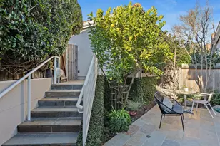 4630 Redwood Rd, Oakland, CA 94619 - Photo 7