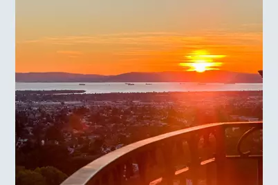 4630 Redwood Rd, Oakland, CA 94619 - Photo 57