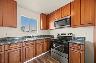 22241 Garden Ave, Hayward, CA 94541 - Photo 7