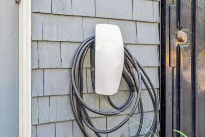 653 55th St, Oakland, CA 94609 - Photo 53