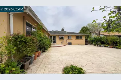 909 Santa Lucia Dr, Pleasant Hill, CA 94523 - Photo 43