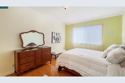 909 Santa Lucia Dr, Pleasant Hill, CA 94523 - Photo 37
