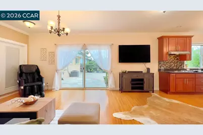 909 Santa Lucia Dr, Pleasant Hill, CA 94523 - Photo 27