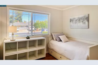 909 Santa Lucia Dr, Pleasant Hill, CA 94523 - Photo 17