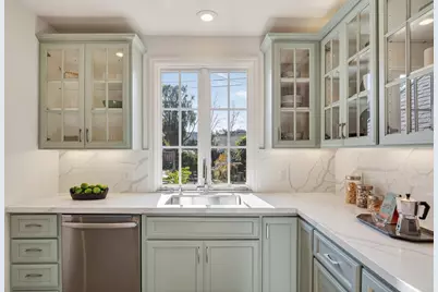 3570 Jordan Rd, Oakland, CA 94619 - Photo 17