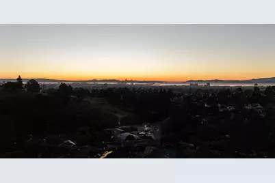 82 Wilding Ln, Oakland, CA 94611 - Photo 5