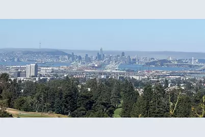 82 Wilding Ln, Oakland, CA 94611 - Photo 9