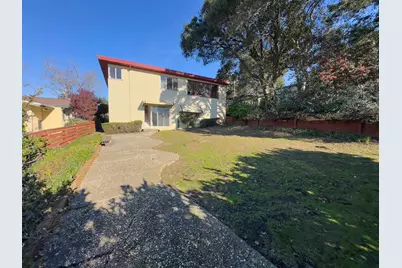 8530 Terrace Dr, El Cerrito, CA 94530 - Photo 37