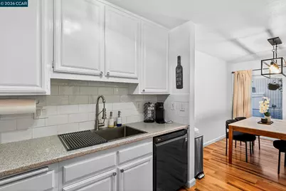 801 Orion #7, Hercules, CA 94547 - Photo 19