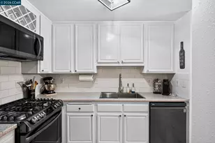 801 Orion, Hercules, CA 94547 - Photo 21