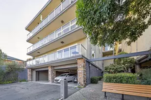 2324 Lakeshore Ave, Oakland, CA 94606 - Photo 3