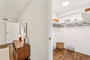 2324 Lakeshore Ave, Oakland, CA 94606 - Photo 33