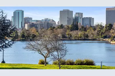 2324 Lakeshore Ave, Oakland, CA 94606 - Photo 13