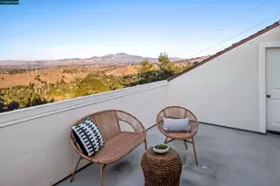 75 Donald Dr, Orinda, CA 94563 - Photo 35