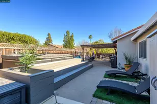 305 Mountaire Pkwy, Clayton, CA 94517 - Photo 29