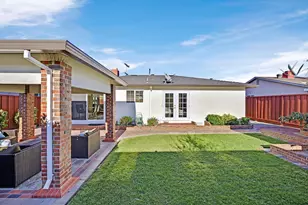 36001 Cabrillo Dr, Fremont, CA 94536 - Photo 27