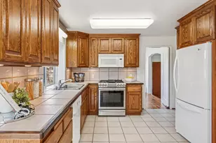 759 Prospect Ave, Oakland, CA 94610 - Photo 19