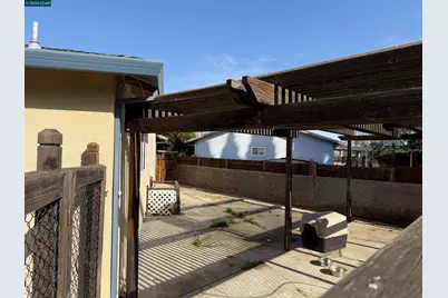 2132 Misty Ct, Pittsburg, CA 94565 - Photo 23