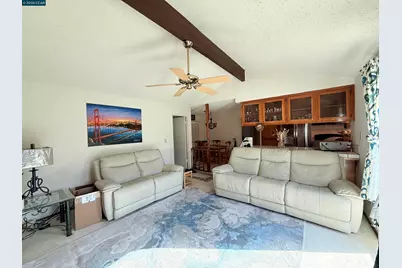 2132 Misty Ct, Pittsburg, CA 94565 - Photo 11