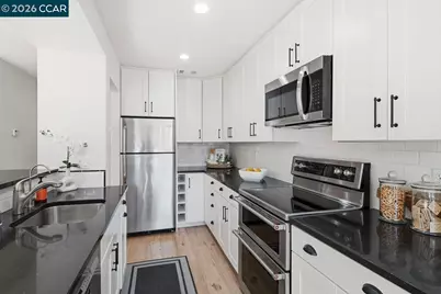 242 Ashley Cir, Danville, CA 94526 - Photo 7