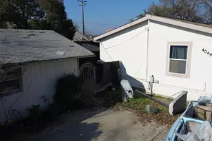 4049 Farmington Rd, Stockton, CA 95215 - Photo 7