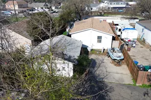 4049 Farmington Rd, Stockton, CA 95215 - Photo 9