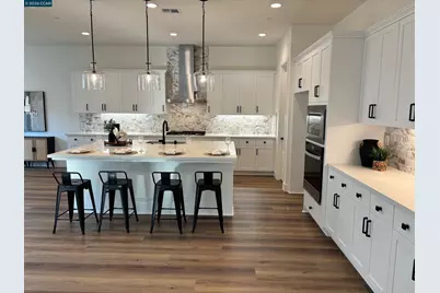 16127 Purdy Court, Lathrop, CA 95330 - Photo 13