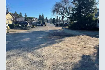 327 Linden Way, Pleasanton, CA 94566 - Photo 5