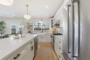 1691 Peach Pl, Concord, CA 94518 - Photo 13