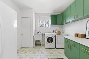 1691 Peach Pl, Concord, CA 94518 - Photo 31