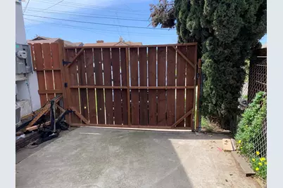 9380 Thermal St., Oakland, CA 94605 - Photo 25