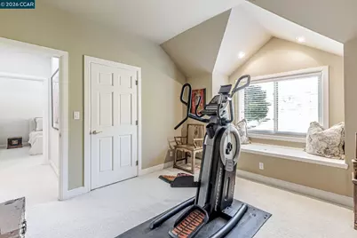 4 Julianna Ct, Moraga, CA 94556 - Photo 25