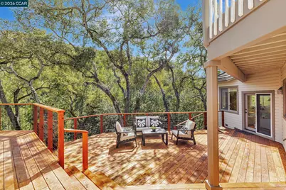 4 Julianna Ct, Moraga, CA 94556 - Photo 35