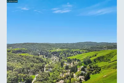 4 Julianna Ct, Moraga, CA 94556 - Photo 45