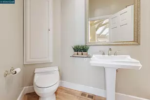 4 Julianna Ct, Moraga, CA 94556 - Photo 9