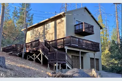 18537 Dome Ct, Groveland, CA 95321 - Photo 1