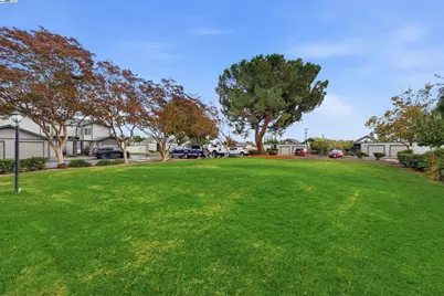 707 Sandpiper Cmn, Livermore, CA 94551 - Photo 37