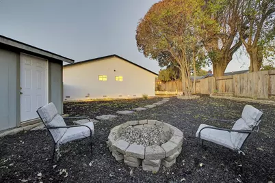 2580 Early Rivers Ct, Union City, CA 94587 - Photo 37