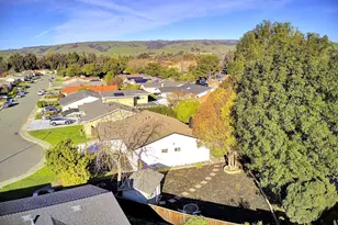 2580 Early Rivers Ct, Union City, CA 94587 - Photo 35