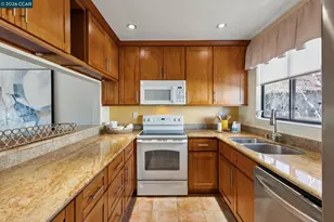 1632 Villa Way, Walnut Creek, CA 94595 - Photo 9