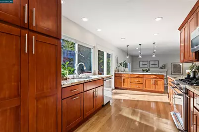 3687 Chucker Ct, Walnut Creek, CA 94598 - Photo 9