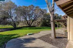 15 Fairway Pl, Fairfield, CA 94534 - Photo 53